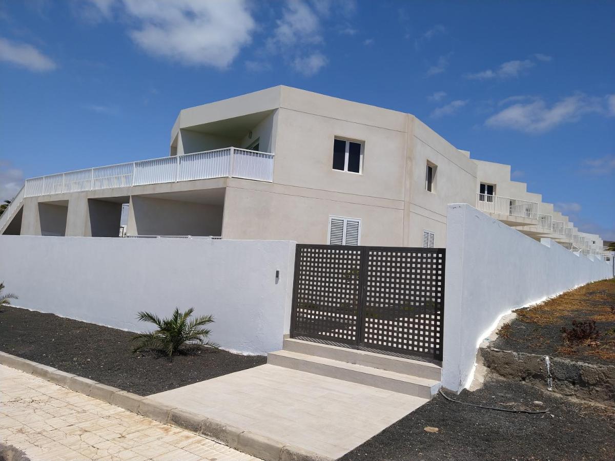 Apartment El Sueno - Great Sea Views - Infinity Pool - Free Wifi- Smart Tv-Residence Senator Costa Teguise Kültér fotó